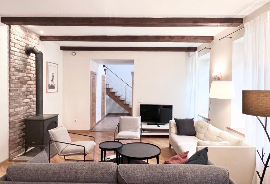 Vilnius Apartments & Suites – Old Town - Exclusive Two-Bedroom Apartment - Ligonines G. 9