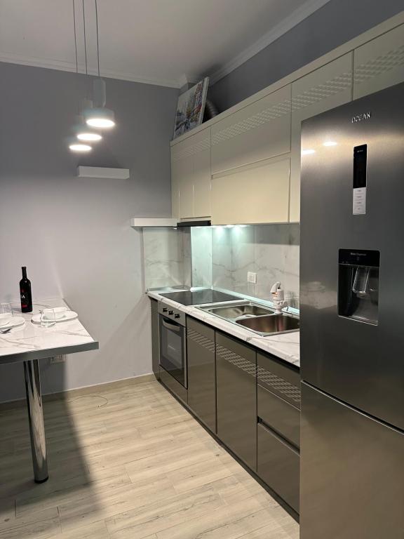 Apartment In Golem With Sea View - Image 9