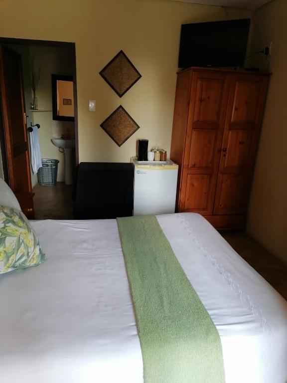 Kwena Maribane Lodge - Habitación Doble De Lujo Con Balcón