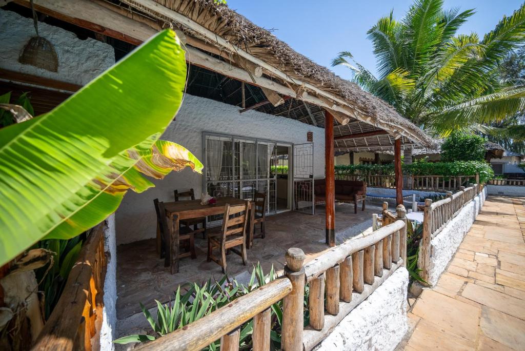 Zahrada ubytování Villa Jiwe with Pool ZanzibarHouses