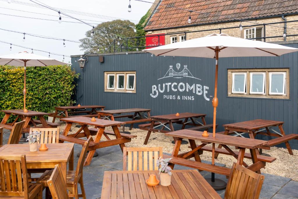 Certifikát, hodnocení, plakát nebo jiný dokument vystavený v ubytování Crown Inn at Tolldown