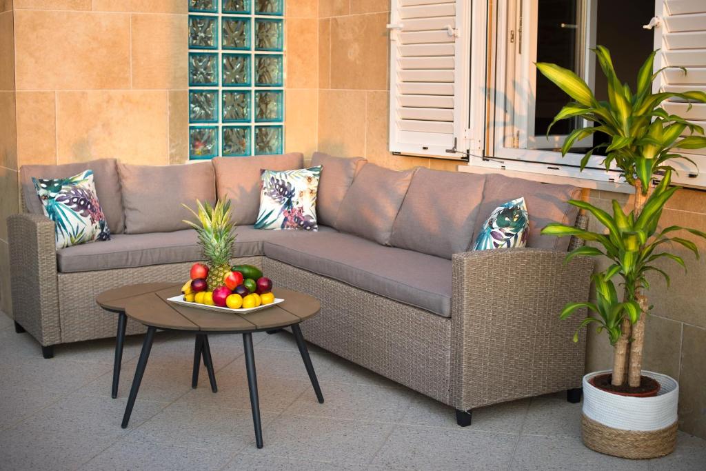 Apartment Terrace, View & Barbecue