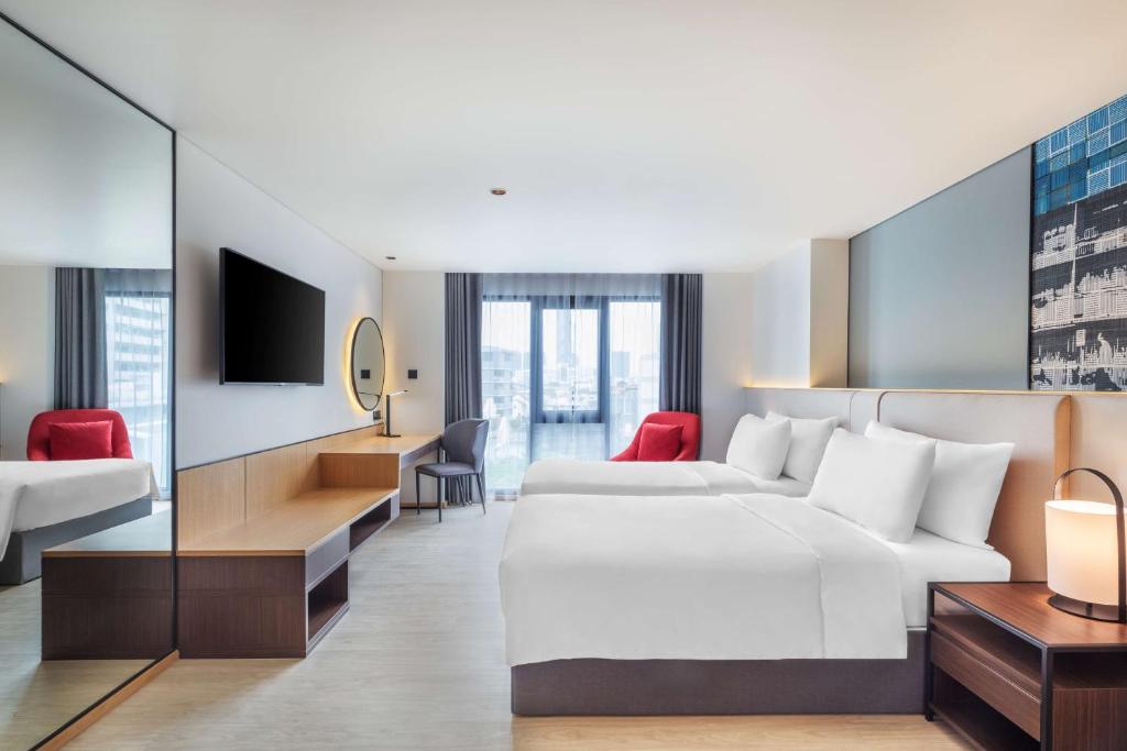 Guest room at Best Western Click Sathorn 11 Bangkok