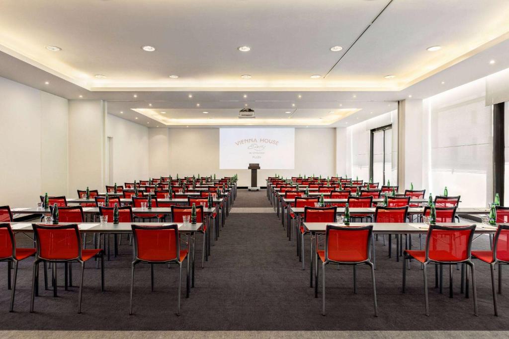 Vienna House Easy by Wyndham Pilsen - Resim 25