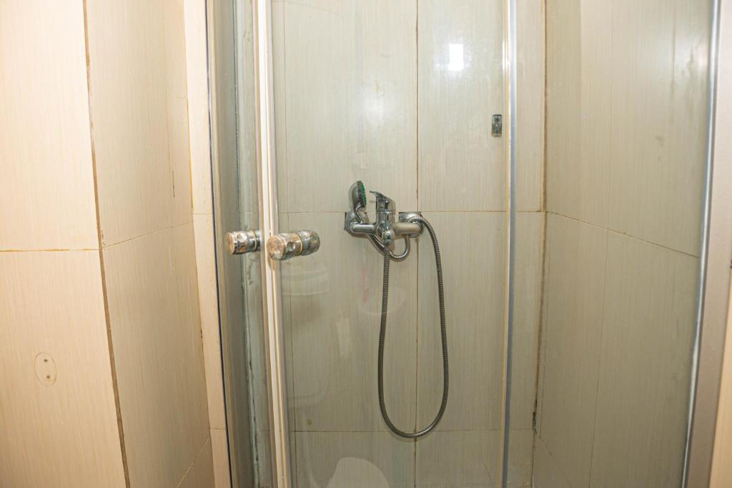 Koupelna v ubytování Occidental Wise Transit Hotel
