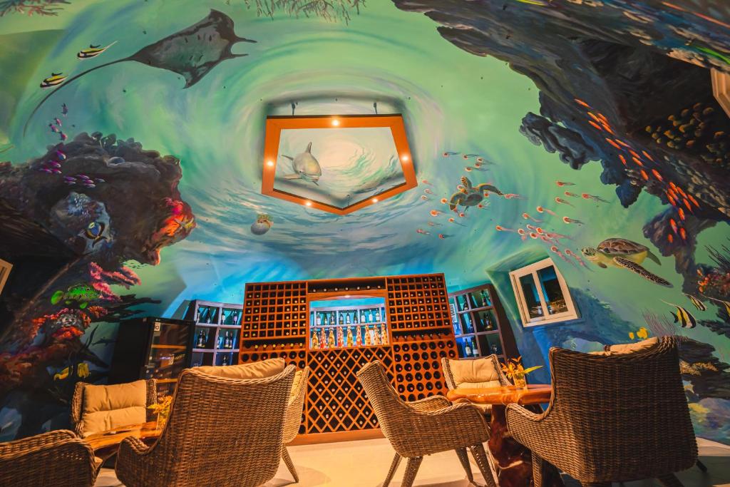 Restaurace v ubytování Ora Beach Resort