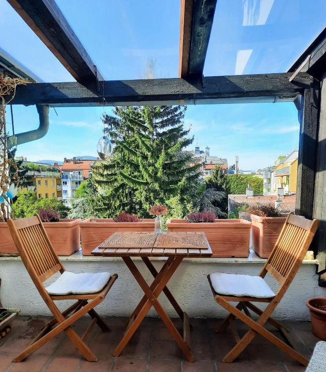 Balkón alebo terasa v ubytovaní Wohnen in Wien