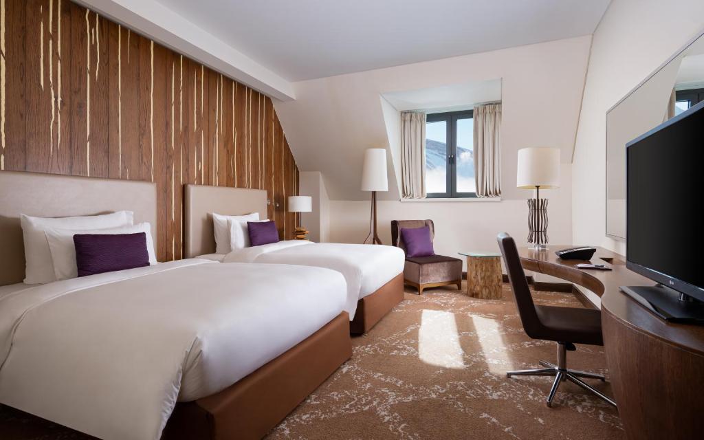 Park Chalet, Shahdag, Autograph Collection - Quarto De Hóspedes De Luxo, 2 Camas Queen -size