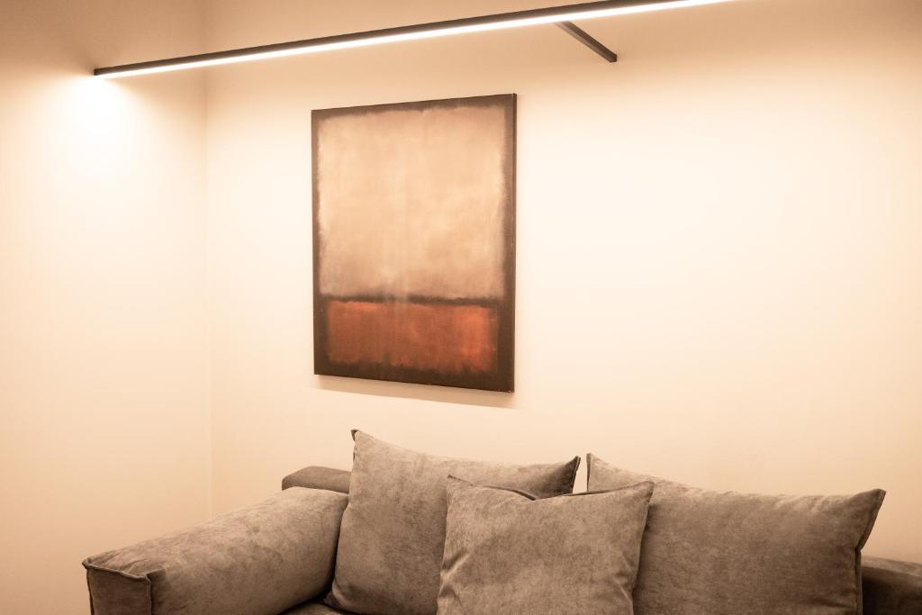 Taskou Luxury Suites - 12