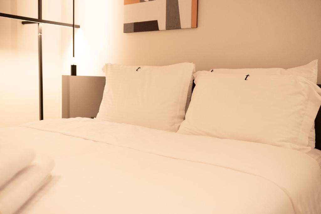 Taskou Luxury Suites - 5