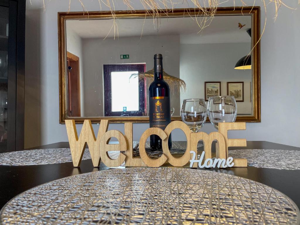 Évora City Break Apartment with Patio in the Historic Centre - 10