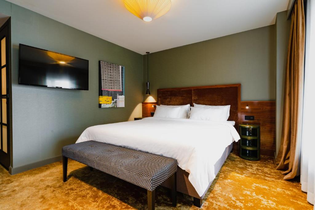 Hotel Mai Amsterdam - Dreifacher Raum