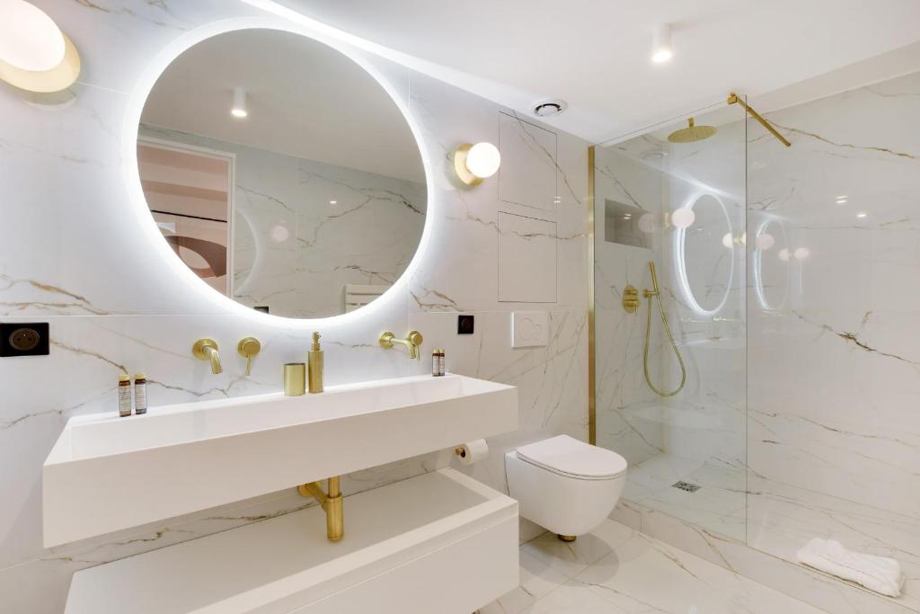 Kúpeľňa v ubytovaní Incroyable appartement - 3BR-8P - Pl de la Nation