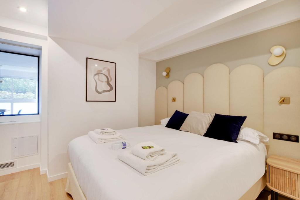 Posteľ alebo postele v izbe v ubytovaní Incroyable appartement - 3BR-8P - Pl de la Nation