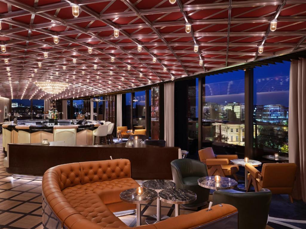The Peninsula London - Resim 5
