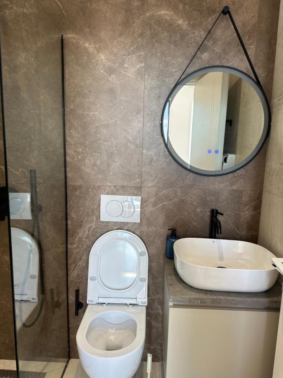 Koupelna v ubytování Villa Xhefri 2