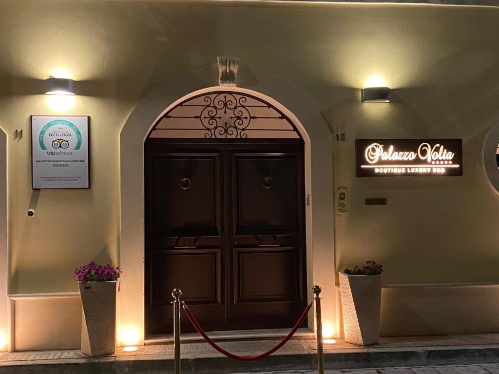 Exteriér nebo vchod ubytování Palazzo Volta Boutique Luxury B&B