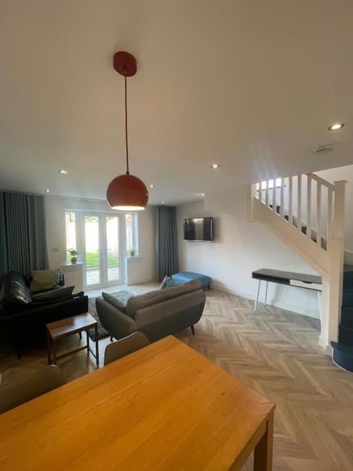 Hoober House Furnished Lets, Wath upon Dearne (updated prices 2024)