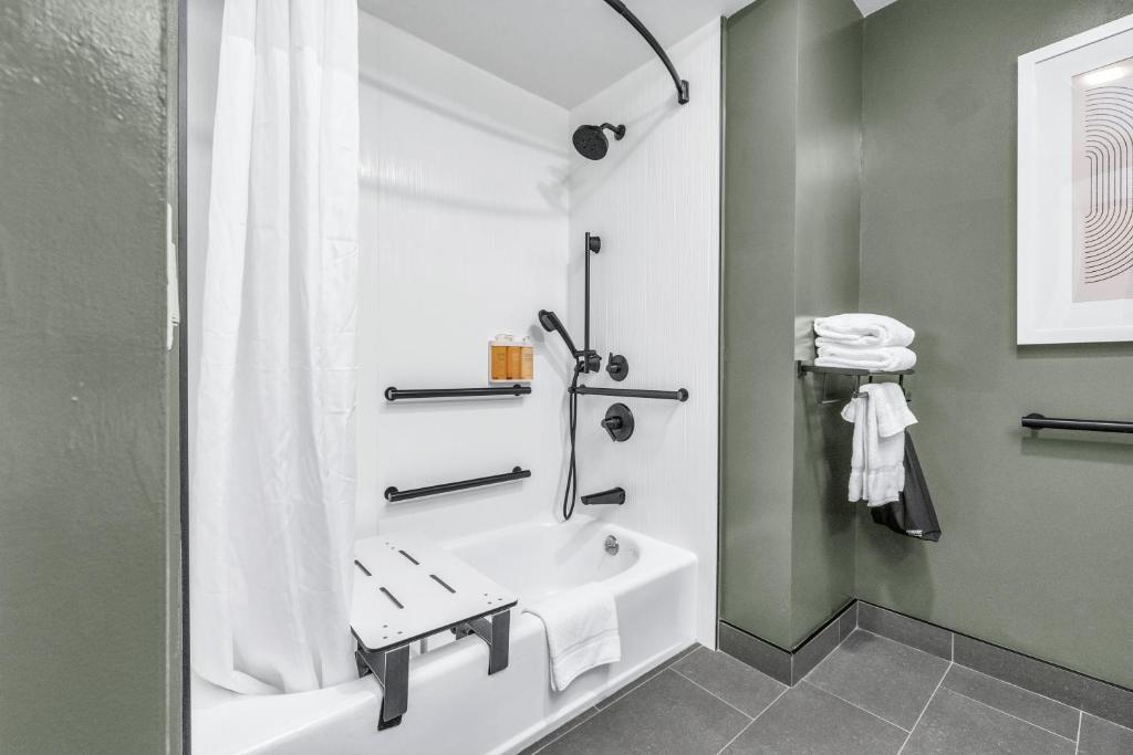 Nob Hill Hotel photo