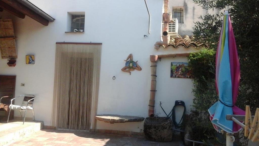 Budova, kde se bed and breakfast nachází