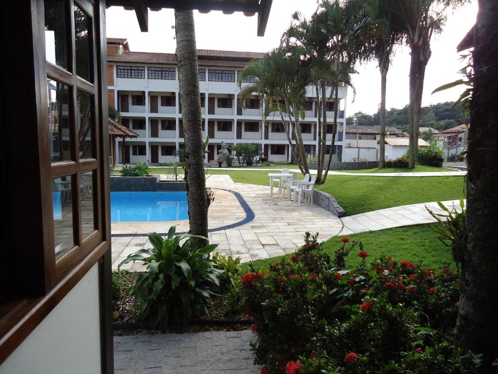  Bartholo Plaza Hotel