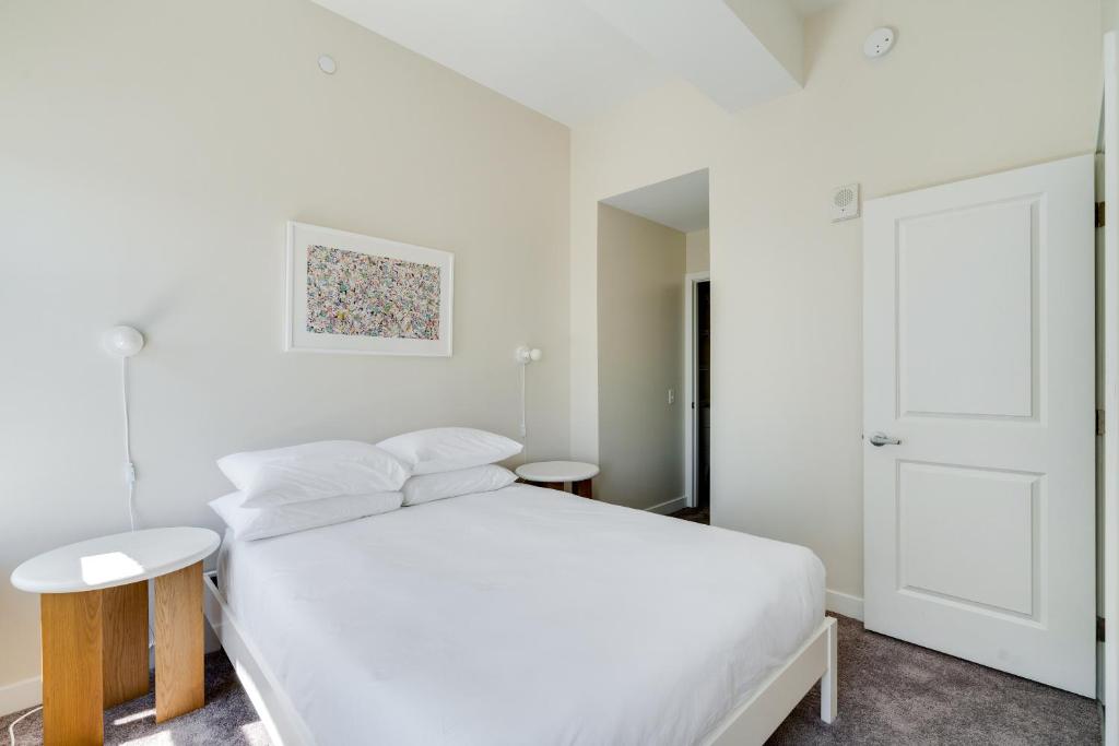 Mint House at The Divine Lorraine Hotel Philadelphia, Philadelphia