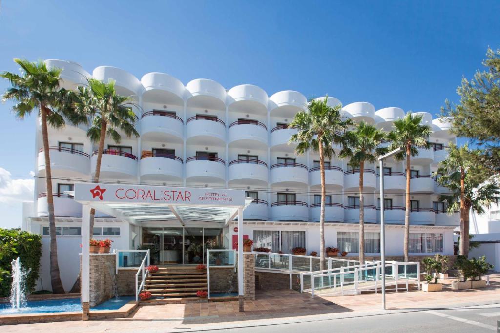 Coral Star Apartments, Bahia de Sant Antoni – Bijgewerkte ...