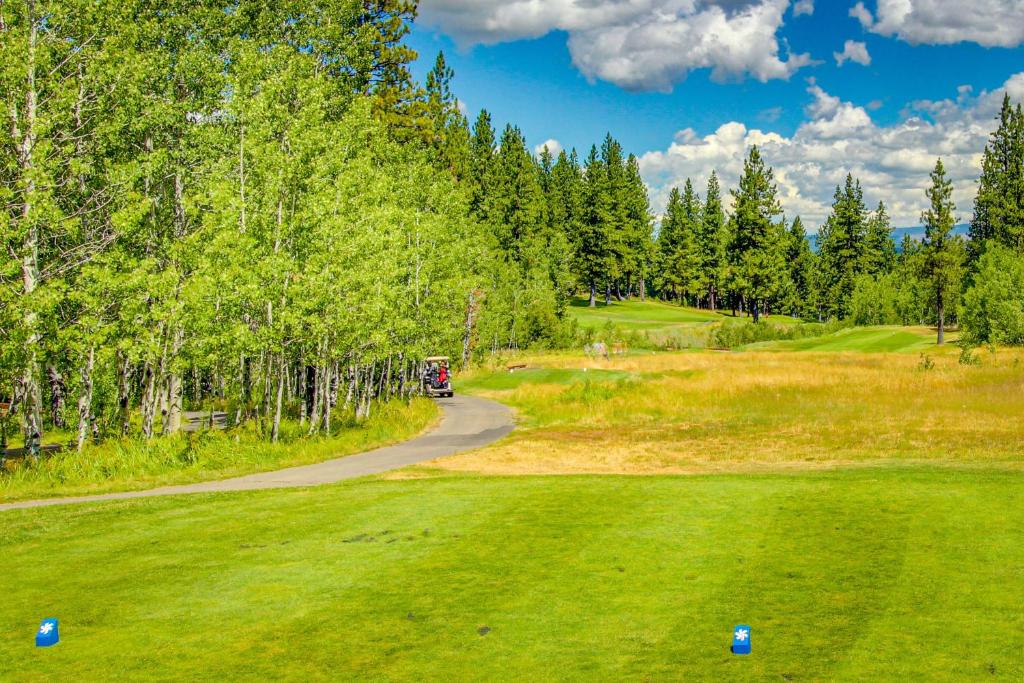 Golf v apartmánu nebo okolí