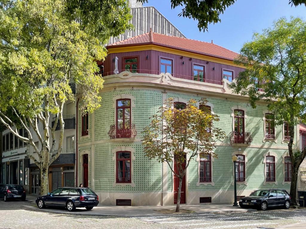 Victoria Art Nouveau Townhouse