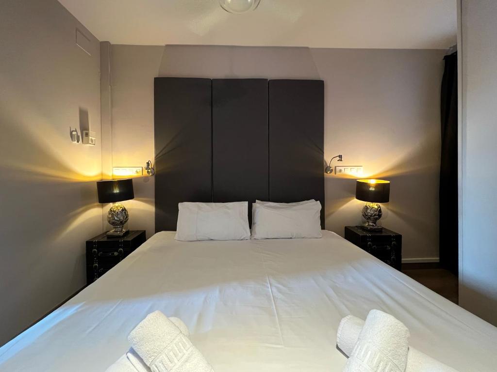 Stay U-nique Apartments Est - One-Bedroom Apartment