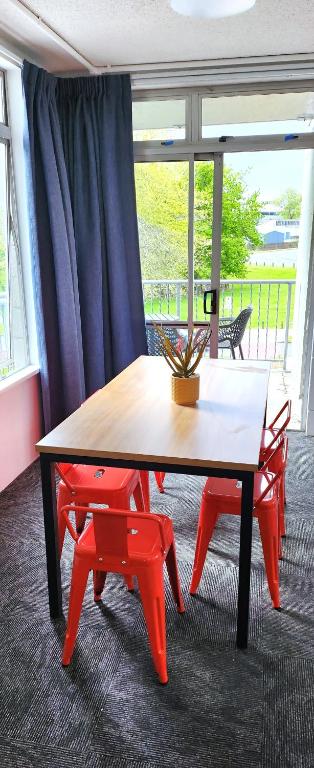 Urban Lounge Sleepery, SureStay Collection by BW - Resim 8