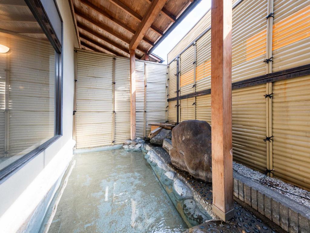 Fotografie z fotogalerie ubytování Fuji Sakura Onsen Ryokan v destinaci Fuefuki
