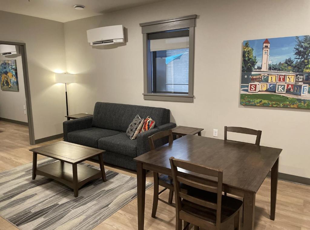 Riverfront Park Travel Apartments - Appartamento Con Due Camere Da Letto