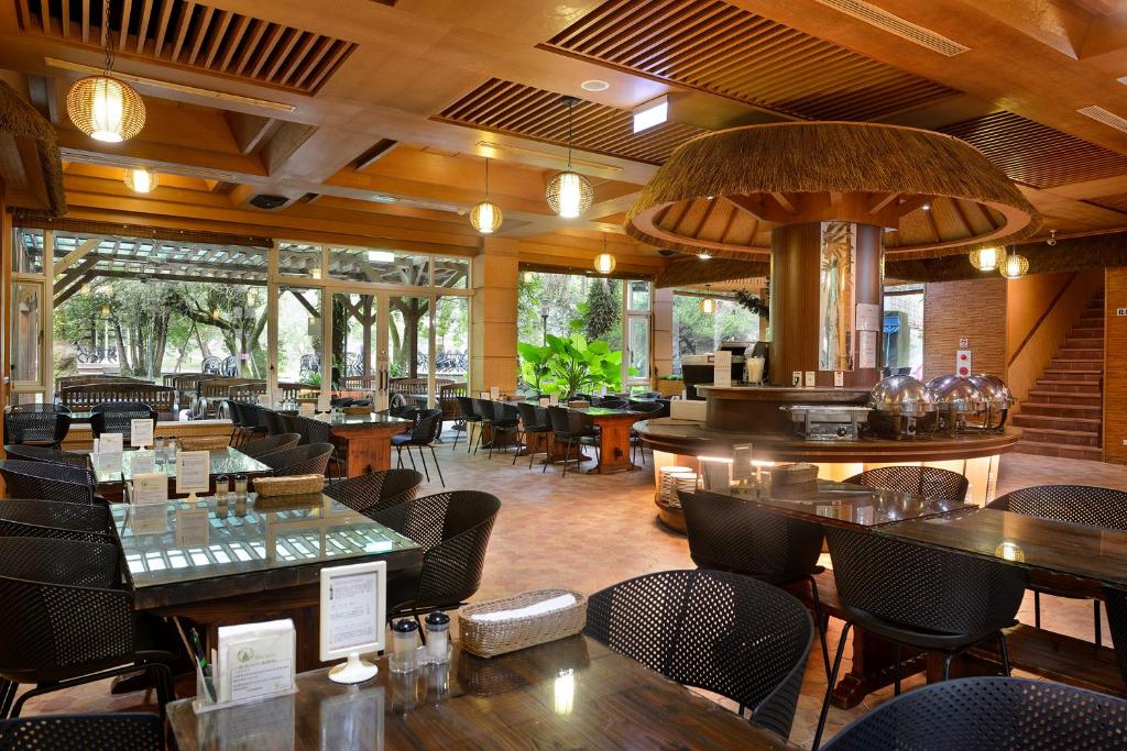 Restaurace v ubytování Hui-Lai Resorts
