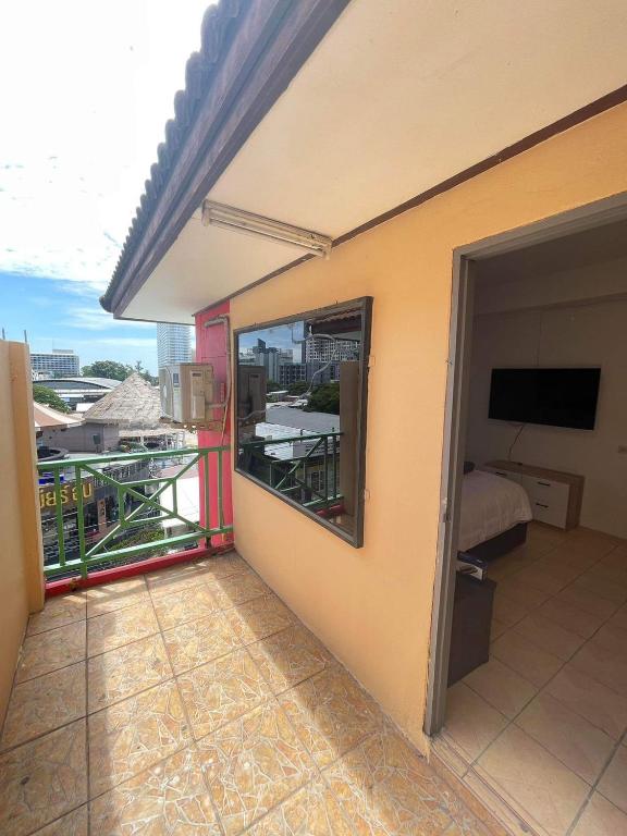 The Sports Lounge - Resim 16