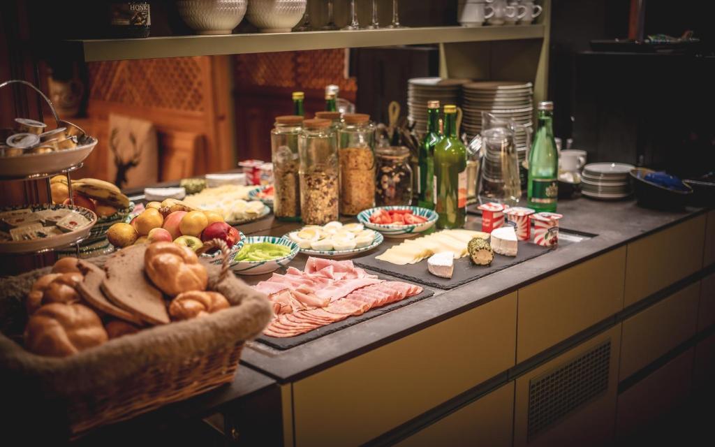 Cibo presso la locanda o nelle vicinanze