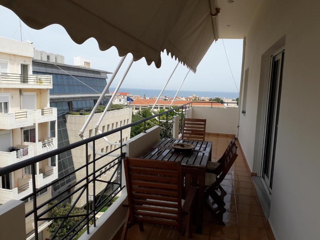 ChaniaStay Central Apartments - Penthouse Apartment