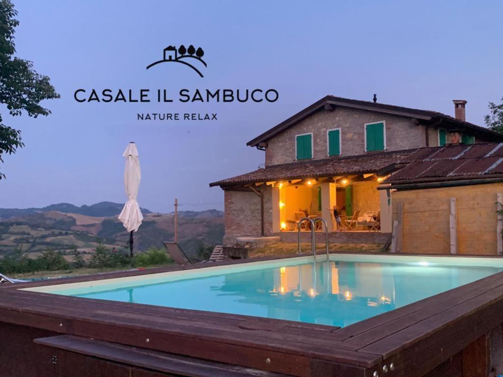 The swimming pool at or close to Casale IL SAMBUCO sui colli bolognesi
