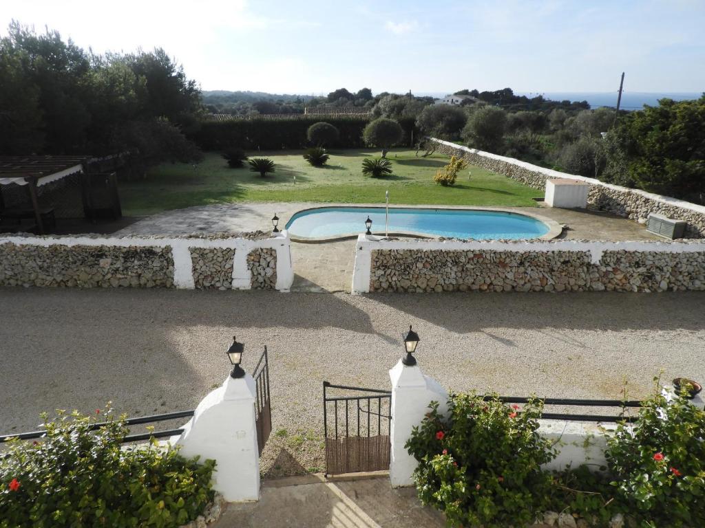 Bazén v ubytování Holiday Home Finca SANT JAUME nebo v jeho okolí