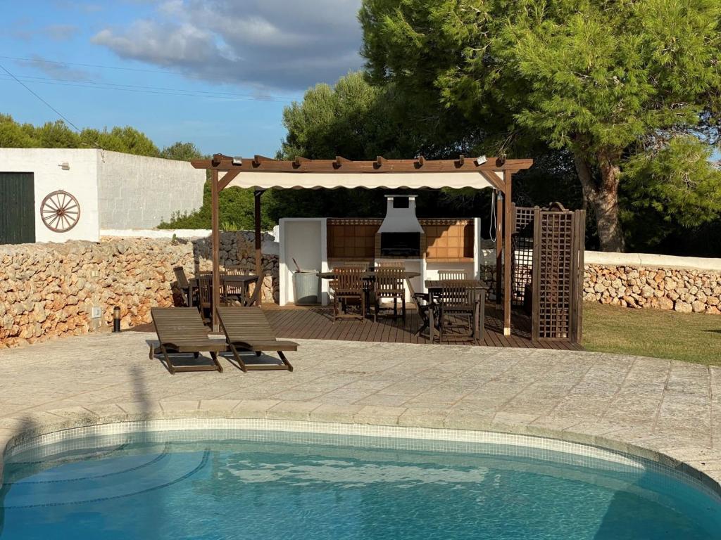 Bazén v ubytování Holiday Home Finca SANT JAUME nebo v jeho okolí