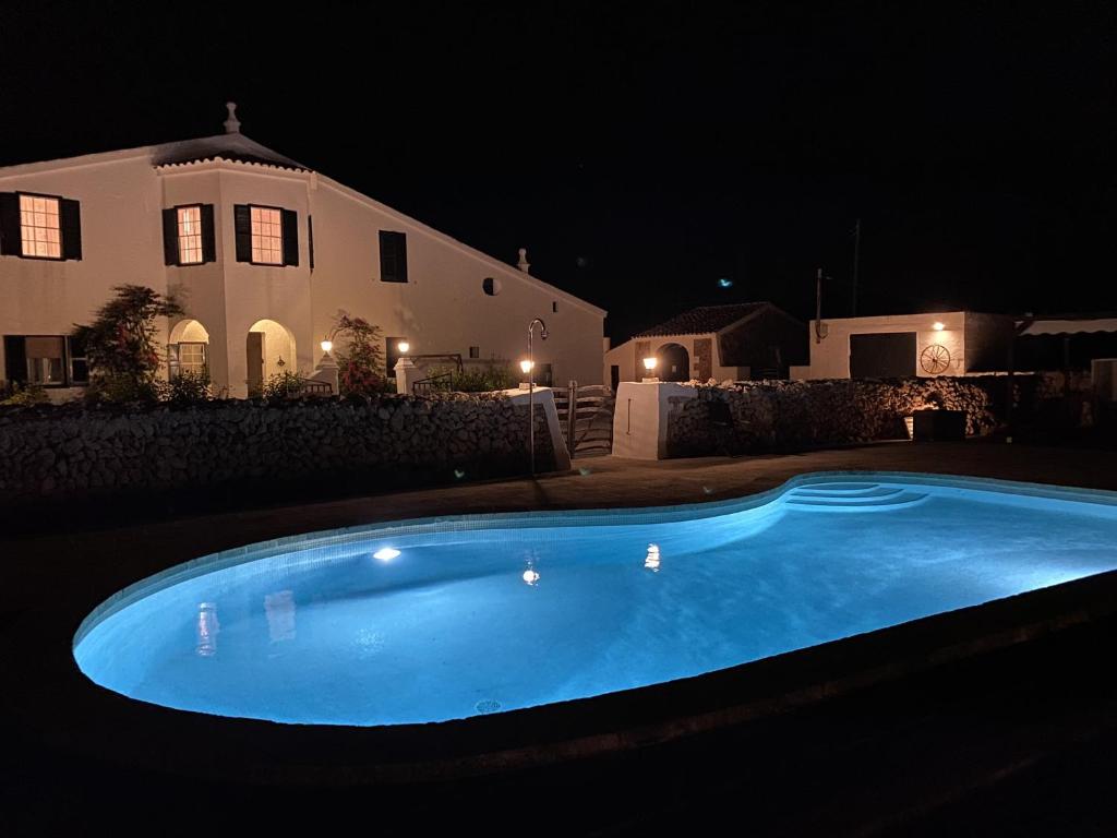 Bazén v ubytování Holiday Home Finca SANT JAUME nebo v jeho okolí