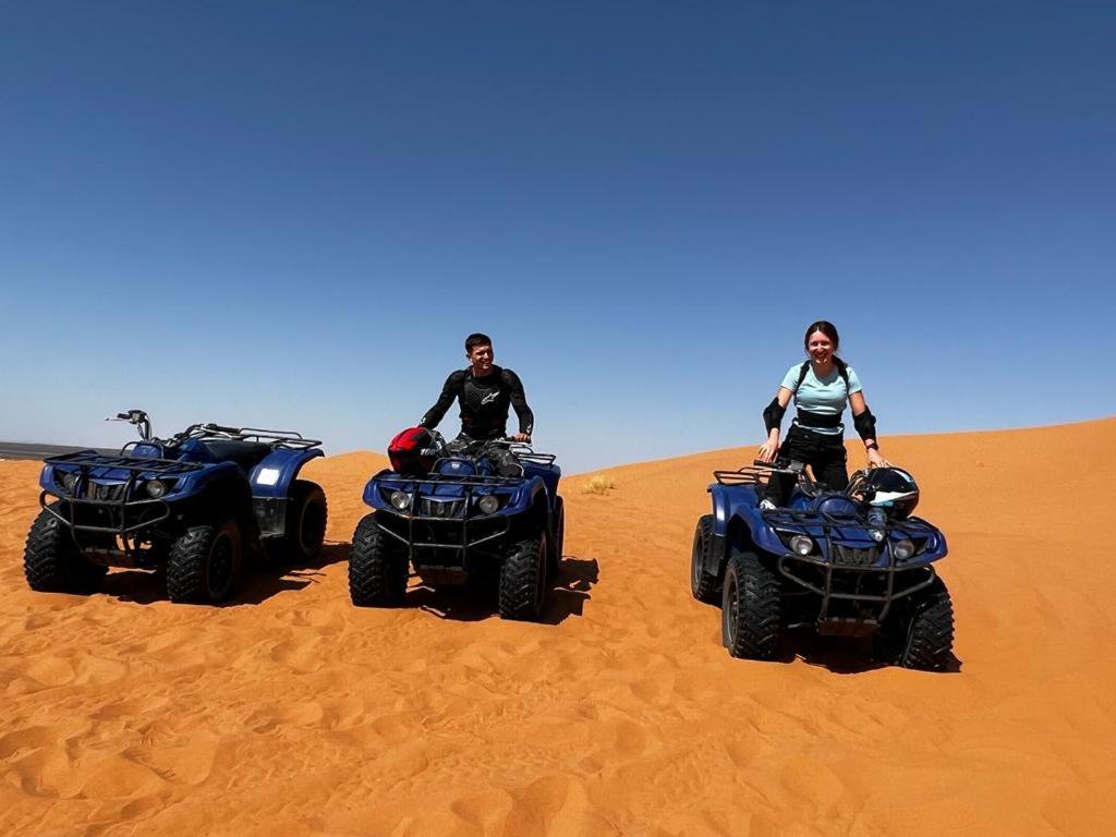 Hosté ubytování Erg Chebbi Starlight Camp