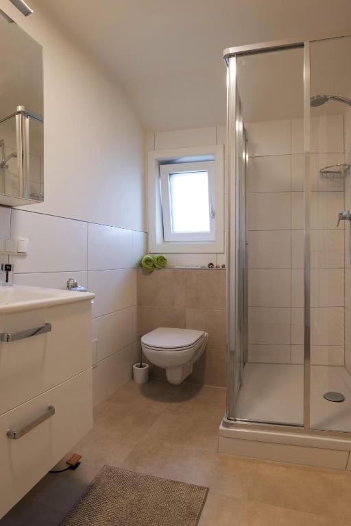 Koupelna v ubytování Appartements am Landschaweg
