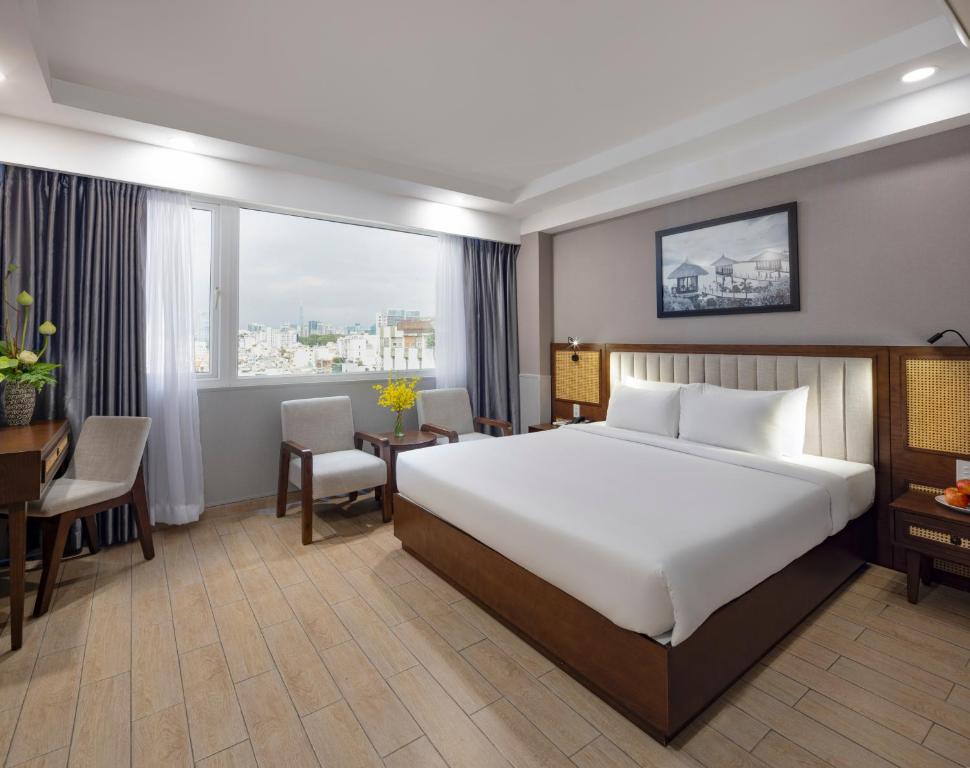 Sen Viet Hotel - Executive Deluxe Double Room With City View