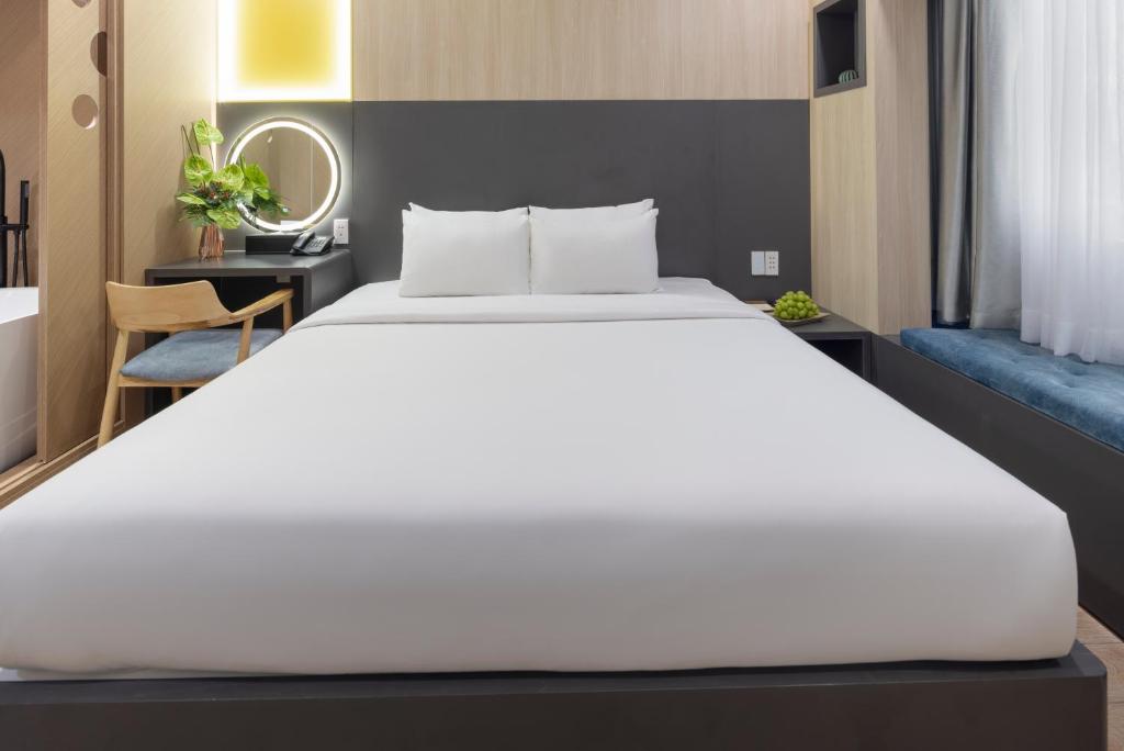 Sen Viet Hotel - Luxury Double Room With City View