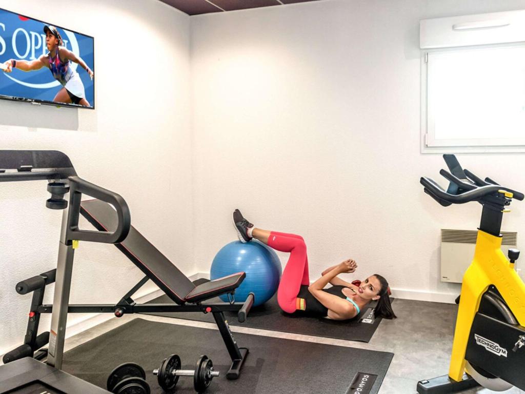 Fitness centrum a/nebo fitness zařízení v ubytování ibis budget Strasbourg Sud Illkirch