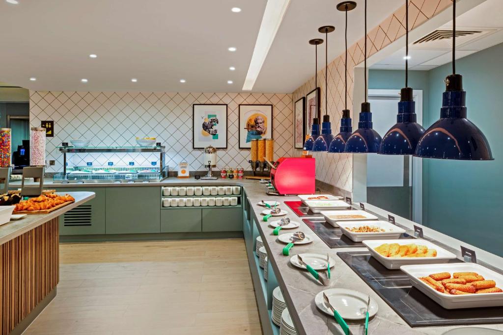 Hampton By Hilton Bath City - Resim 20