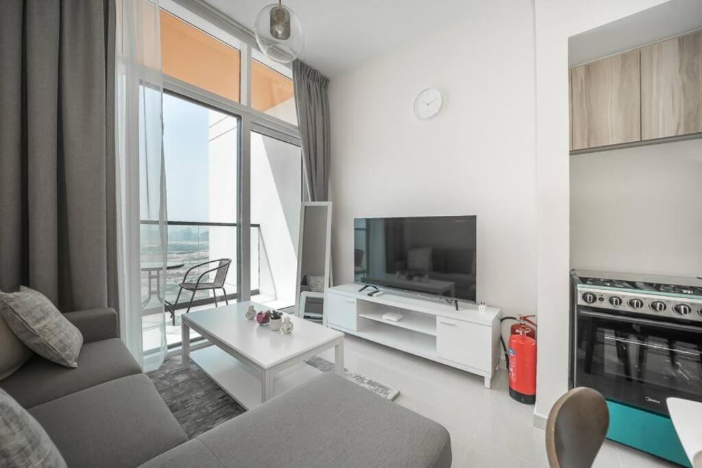 Fotografie z fotogalerie ubytování StoneTree - Cozy Fully-Furnished 1 BR in Damac Hills v Dubaji