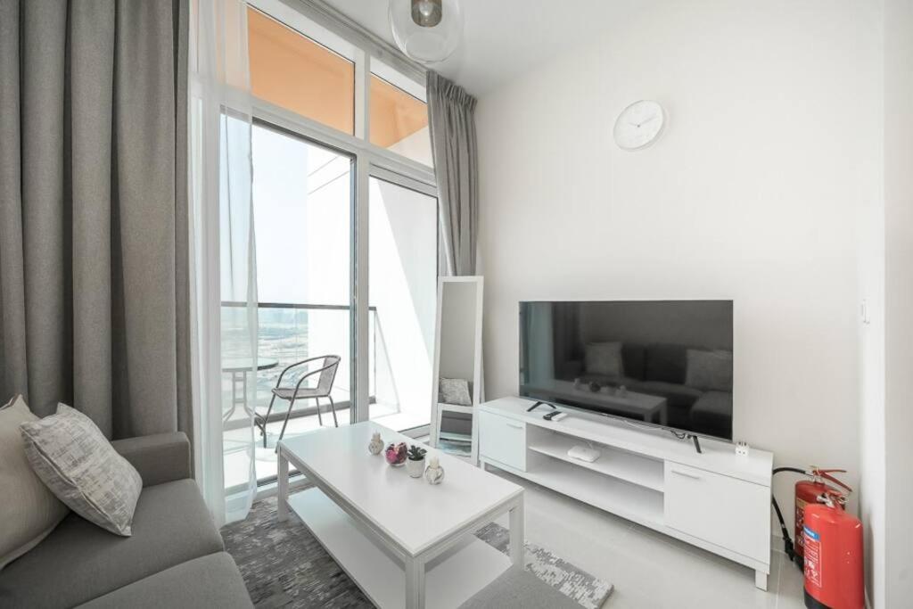 Fotografie z fotogalerie ubytování StoneTree - Cozy Fully-Furnished 1 BR in Damac Hills v Dubaji