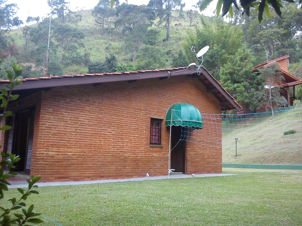 Chalés Pousada Serra Negra - Chalet (2 Adulti)